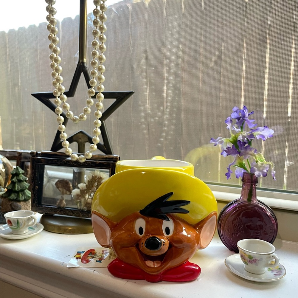 Vintage 1994 Looney Tunes Warner bros Speedy Gonzales yellow mug - Picture 10 of 16